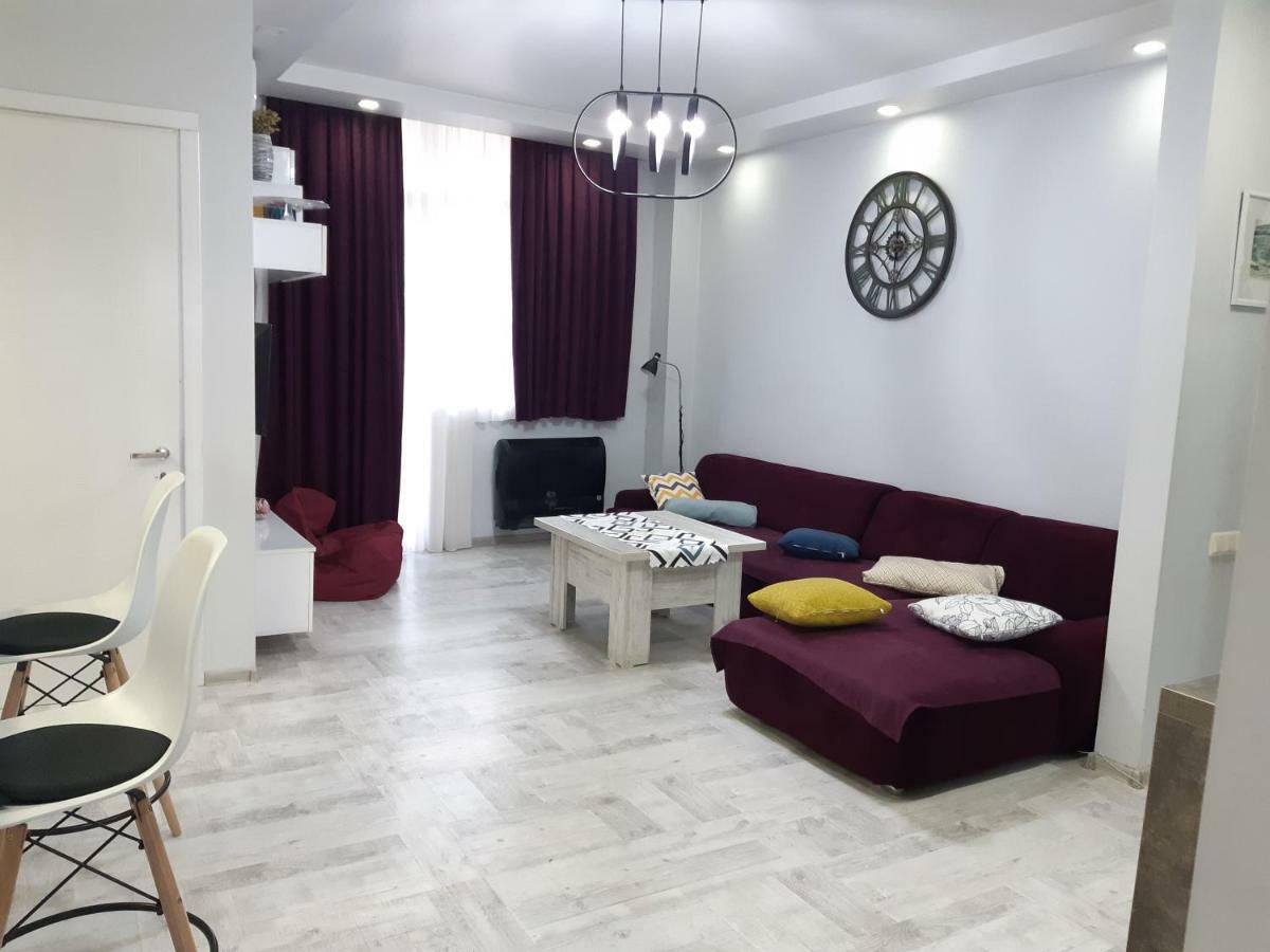 Apartment Gabo777 Batoumi Extérieur photo